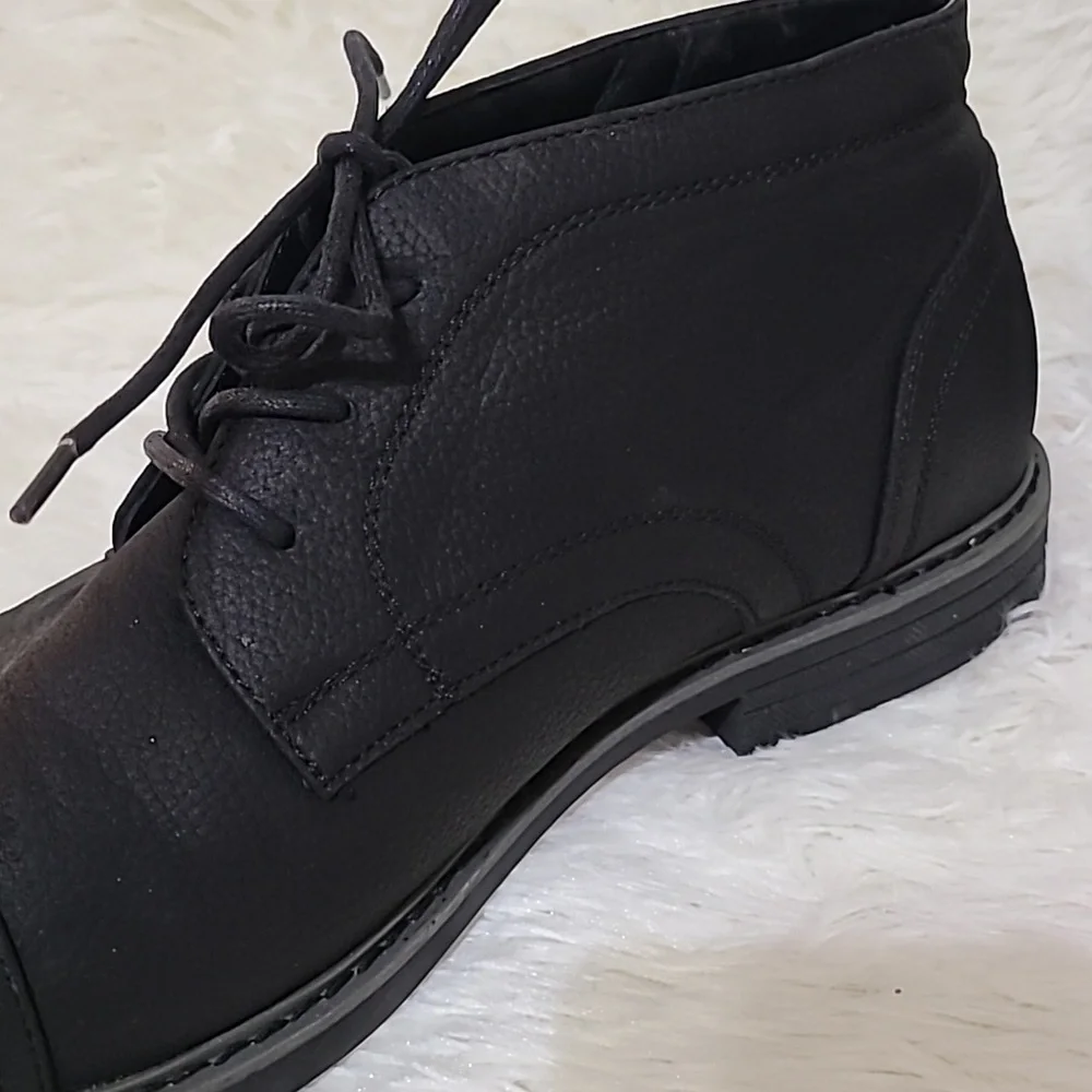 PERRY‎ ELLIS PORTFOLIO David Chukka Boots Black with Matt Finish - Size 11.5